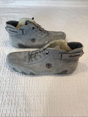 Clohoo Men’s Gray Suede High-Top Sneakers